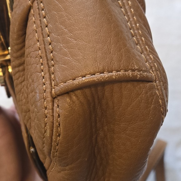 Michael Kors Tan Brown Leather Flap Buckle Crossbody Shoulder Bag Purse Boho - Picture 8 of 14